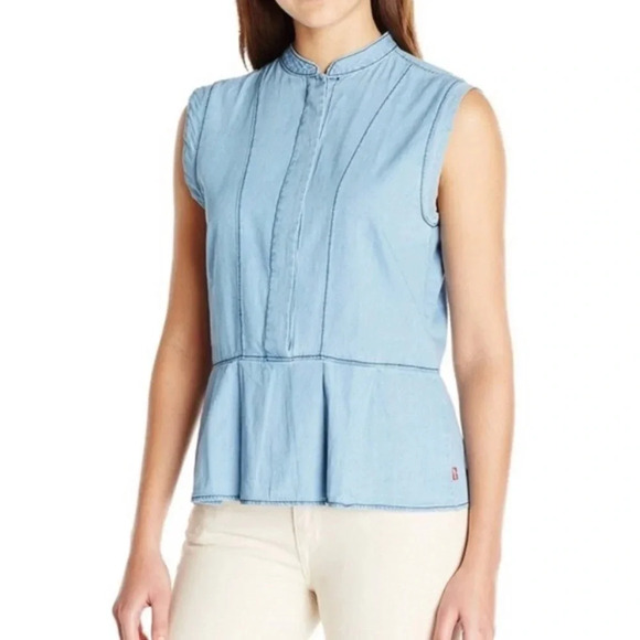 Levi's Peplum Chambray Button Front-size S - Picture 1 of 8
